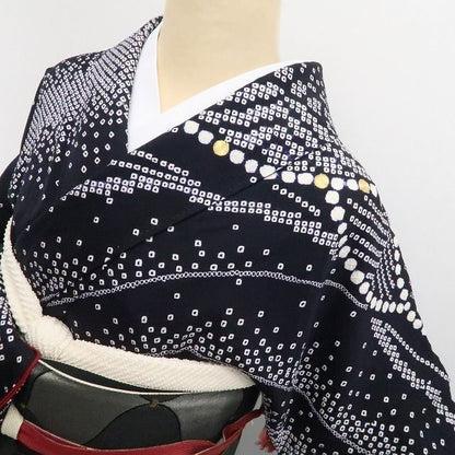【中古】tomihisa 美品 絞り 金駒刺繍 モノトーン 着物 正絹 トール・ワイドサイズ 成人式 振袖 7601
