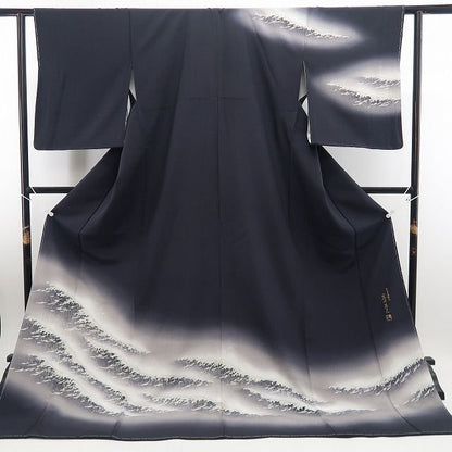 【新古品】tomihisa 新品 日本舞踊家 岩井流家元 岩井友見 落款 荒波 着物 正絹 仕付け糸付 訪問着 7614