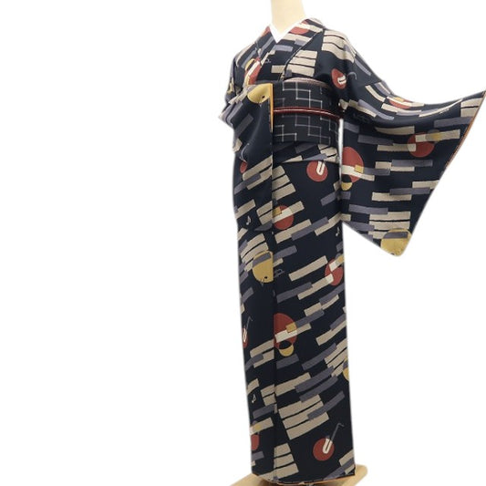 【新古品】tomihisa 新品 アートモダン 音符 着物 正絹 仕付け糸付 小紋 7623