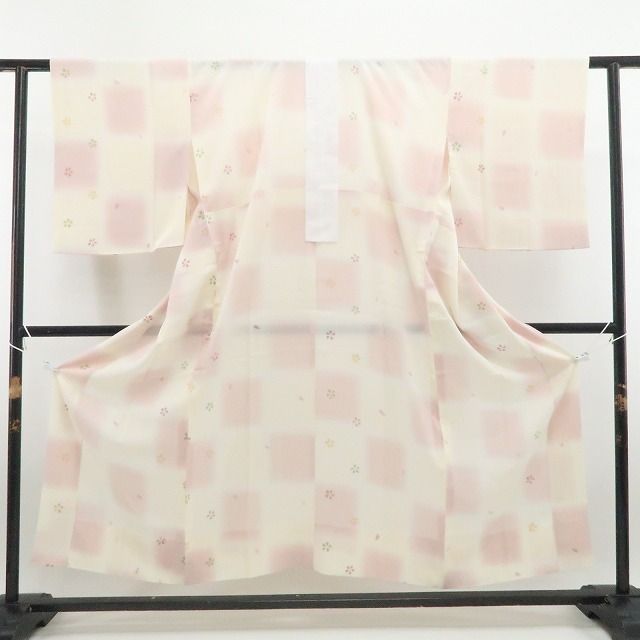 【中古】tomihisa 美品 桜 市松 着物 正絹 長襦袢 7638