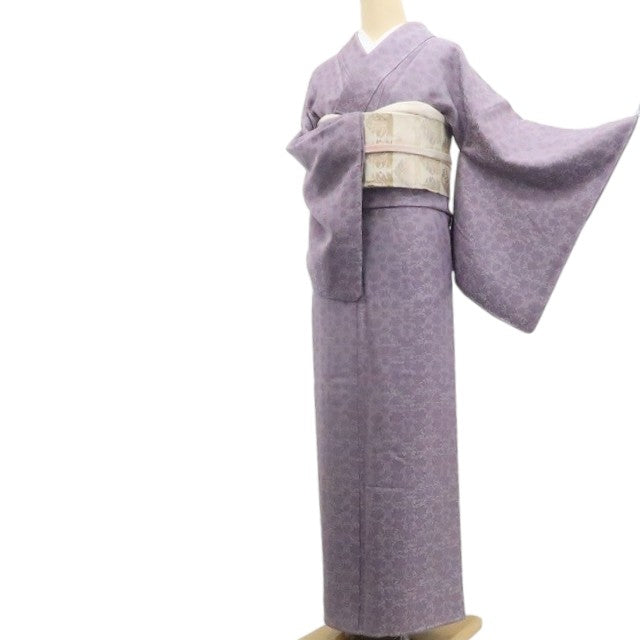 【新古品】tomihisa 新品 京無地染 花唐草 着物正絹 仕付け糸付 色無地 7657