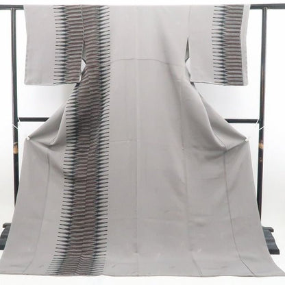 【新古品】tomihisa 新品 コウモリ地紋 着物 正絹 仕付け糸付 付下げ 7664