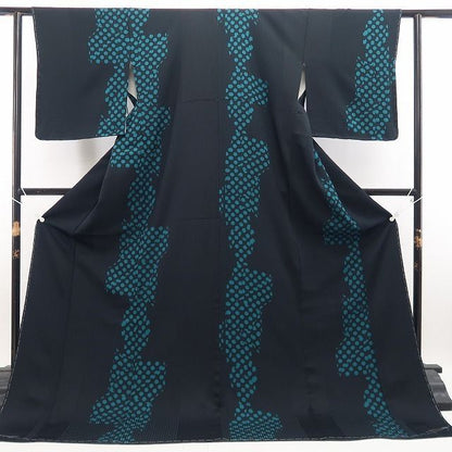 【新古品】tomihisa 新品 斉藤上太郎 落款 ドット 着物 正絹 仕付け糸付 小紋 7703