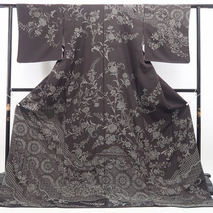 【新古品】tomihisa 新品 唐花 華文 着物 正絹 仕付け糸付 お召訪問着 7709