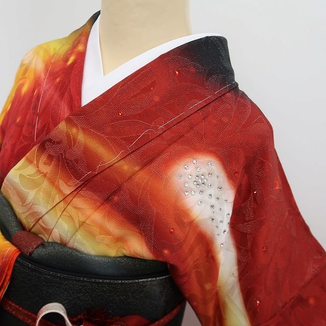 【新品】tomihisa 新品 お仕立て上がり品 乱菊地紋 着物 正絹 成人式 トールサイズ 振袖 7733
