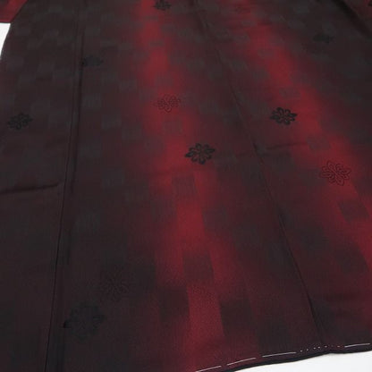 【新古品】tomihisa 新品 やまと誂製 齋藤上太郎 落款 縦暈し 着物 正絹 仕付け糸付 小紋 7736