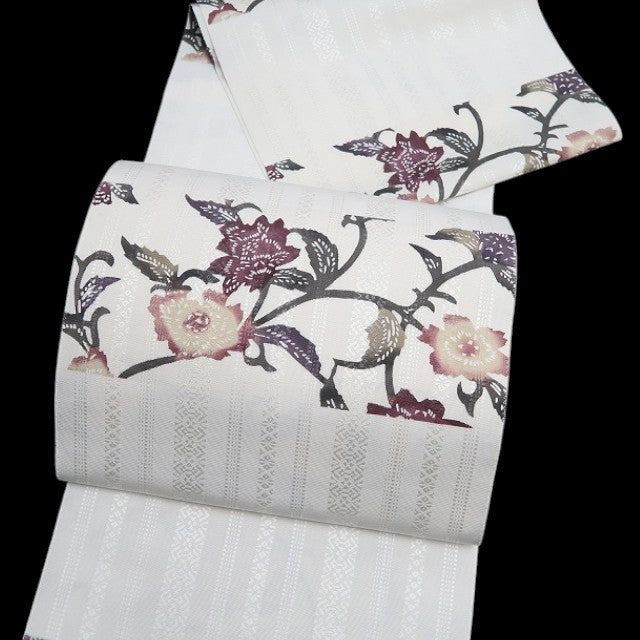 【新品】tomihisa 新品 本場筑前博多織 お仕立て上がり品 唐花 着物 正絹 八寸なごや帯 7743