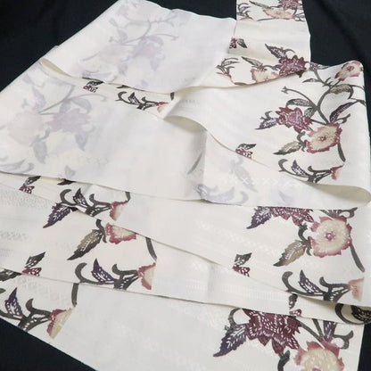 【新品】tomihisa 新品 本場筑前博多織 お仕立て上がり品 唐花 着物 正絹 八寸なごや帯 7743