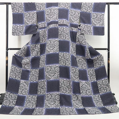 【新古品】tomihisa 新品 斉藤三才 落款 牡丹×市松×麻の葉 着物 正絹 仕付け糸付 小紋 7753