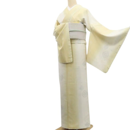 【新古品】tomihisa 新品 やまと誂製 縦暈し 着物 正絹 証紙付 仕付け糸付　結城紬 7772