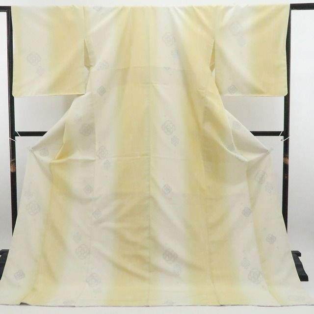 【新古品】tomihisa 新品 やまと誂製 縦暈し 着物 正絹 証紙付 仕付け糸付　結城紬 7772
