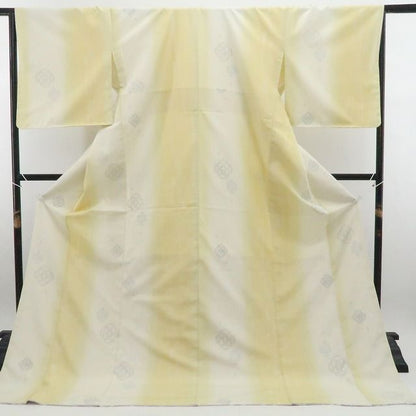【新古品】tomihisa 新品 やまと誂製 縦暈し 着物 正絹 証紙付 仕付け糸付　結城紬 7772