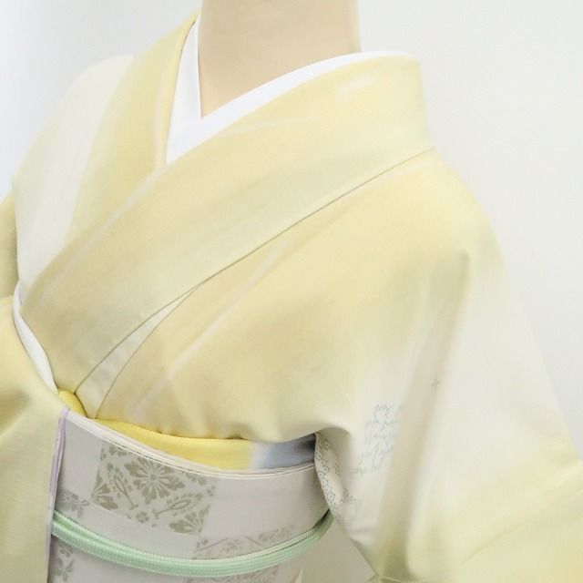 【新古品】tomihisa 新品 やまと誂製 縦暈し 着物 正絹 証紙付 仕付け糸付　結城紬 7772
