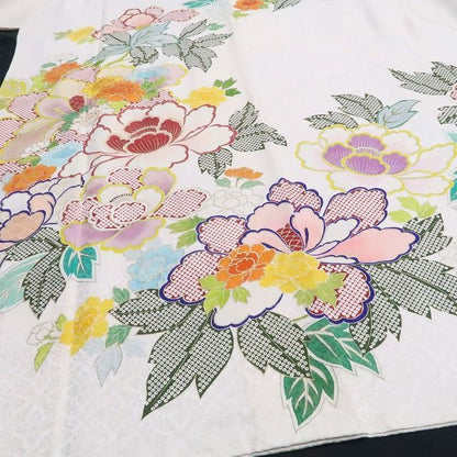 【中古】tomihisa 美品 千總謹製 金駒刺繍 落款 着物 正絹 成人式 トールサイズ 仕付け糸付 振袖 7773