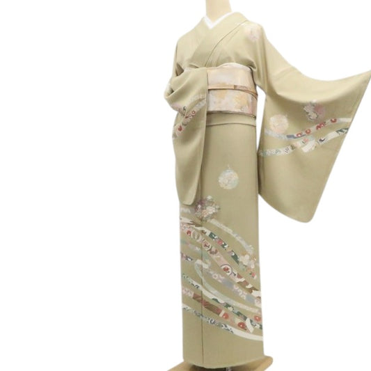 【新古品】tomihisa 新品 金駒刺繍 着物 正絹 仕付け糸付 トールサイズ 訪問着 7787