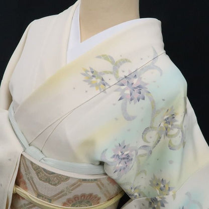 【新古品】tomihisa　新品 本加賀友禅 近藤京華 落款 着物 正絹 仕付け糸付　訪問着 7791