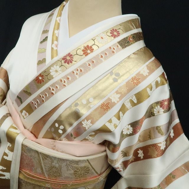 【新古品】tomihisa　新品 金駒刺繍 着物 正絹 仕付け糸付　訪問着 7793