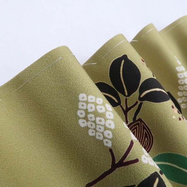 【新古品】tomihisa　新品 やまと誂製 花井幸子 落款 金糸刺繍　着物 正絹 仕付け糸付 訪問着 7798