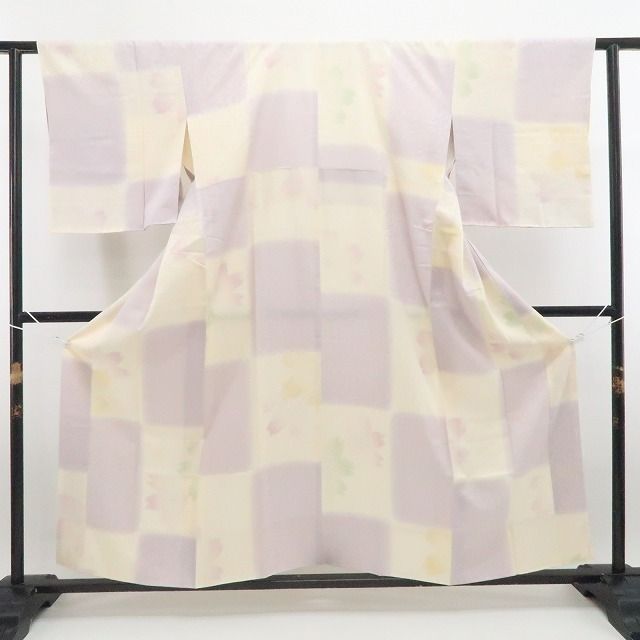 【中古】tomihisa 市松 桜 着物 正絹 長襦袢 7802