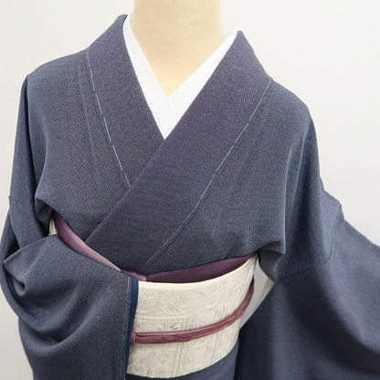 【新古品】tomihisa 新品 人間国宝 六谷梅軒 落款 行儀 着物 正絹 仕付け糸付 江戸小紋 7819