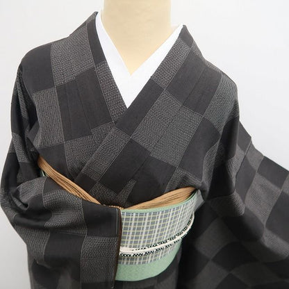 【新古品】tomihisa 新品 奥順謹製 はたおり娘 市松 着物 正絹 証紙付 仕付け糸付 結城紬 7850