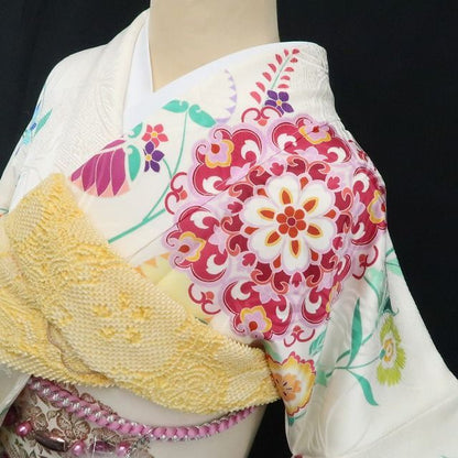 【新品】tomihisa 新品 お仕立て上がり品 華文 着物 成人式 仕付け糸付 トールサイズ 振袖 7894