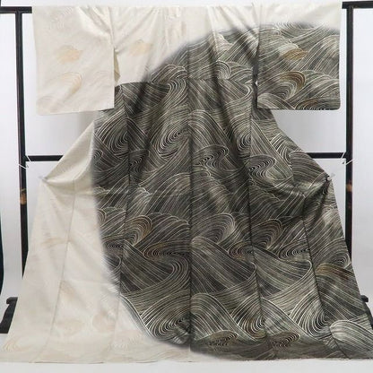 【新古品】tomihisa 新品 金彩友禅 流水 モノトーン 着物 正絹 仕付け糸付 訪問着 7903