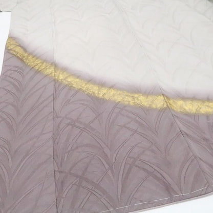 【新古品】tomihisa 新品 皇室献上作家 北出与三郎 落款 大王松 着物 正絹 仕付け糸付 付下げ 7904