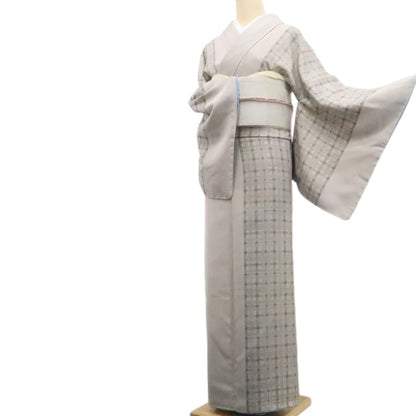 【新古品】tomihisa 新品 池田重子 落款 着物 正絹 仕付け糸付 お召 7929
