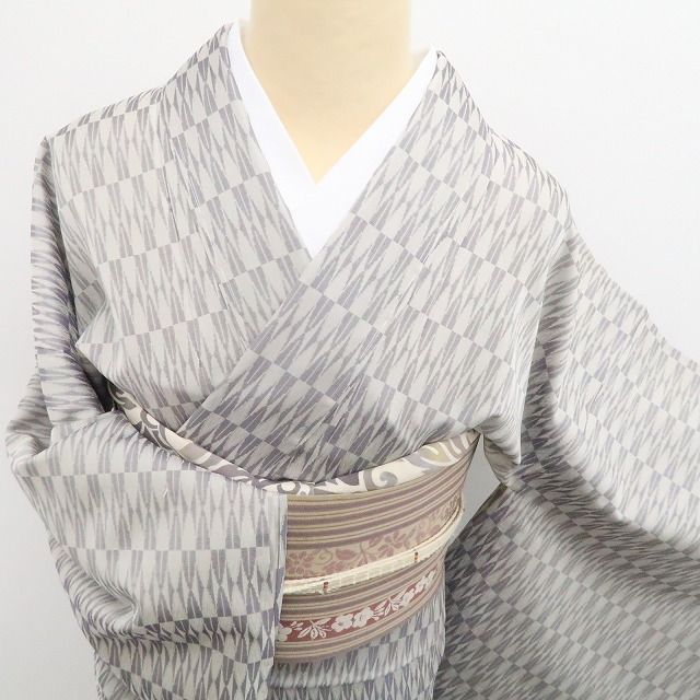 【新古品】tomihisa 新品 単衣 さが美謹製 着物 正絹 仕付け糸付 お召 7944