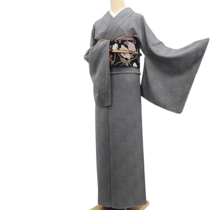 【新古品】tomihisa 新品 鮫×行儀×角通し モノトーン 着物 正絹 仕付け糸付 江戸小紋 7957