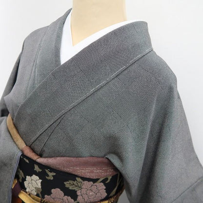 【新古品】tomihisa 新品 鮫×行儀×角通し モノトーン 着物 正絹 仕付け糸付 江戸小紋 7957