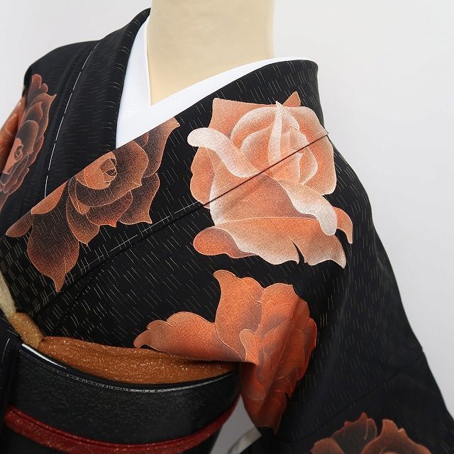 【中古】tomihisa 美品 さが美謹製 薔薇 落款 着物 正絹 仕付け糸付 訪問着 7991
