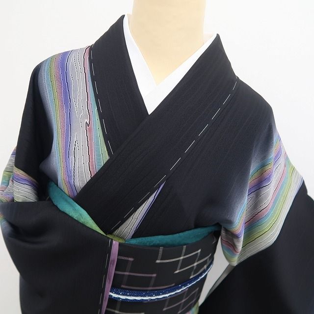 【新品・小紋】縦縞 着物 正絹 仕付け糸付 tomihisa”やわらかな色を重ねて洒落心を満たす”9522