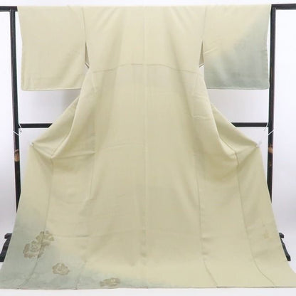 【新品・付下げ】斉藤上太郎 落款 薔薇 着物 正絹 仕付け糸付 トールサイズ tomihisa“視線を射止めてほくそ笑む華”9549