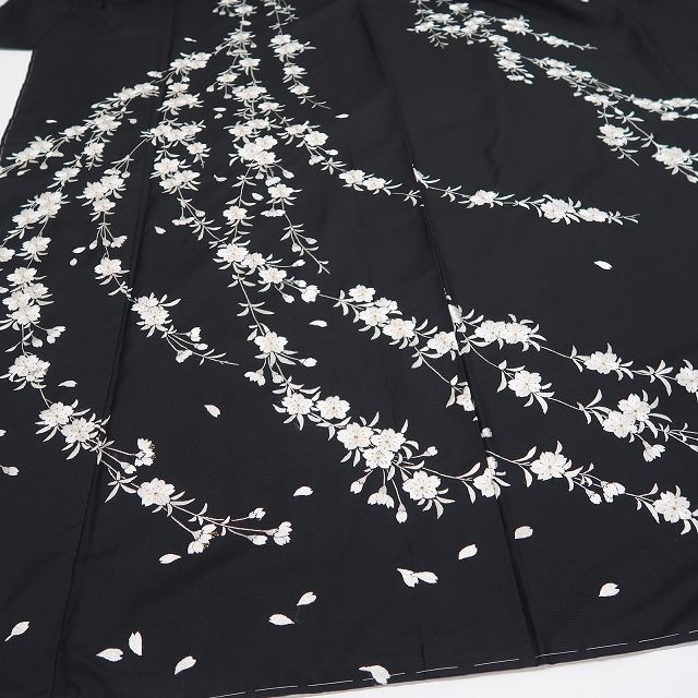 【美品・大島紬訪問着】総刺繍 桜 着物 正絹 仕付け糸付 トールサイズ tomihisa”刺繍で咲かせる気品の枝垂れ桜”9572