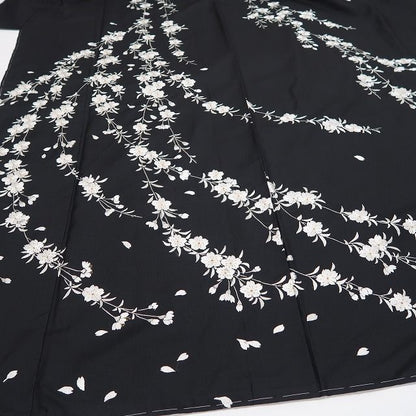 【美品・大島紬訪問着】総刺繍 桜 着物 正絹 仕付け糸付 トールサイズ tomihisa”刺繍で咲かせる気品の枝垂れ桜”9572