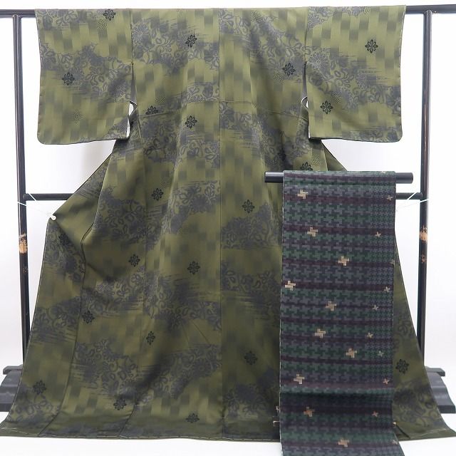【新品・付下げ/袋帯】２点セット 銀花仙 向日葵 着物 正絹 仕付け糸付 tomihisa”シックに華やぐ向日葵の気品”9608