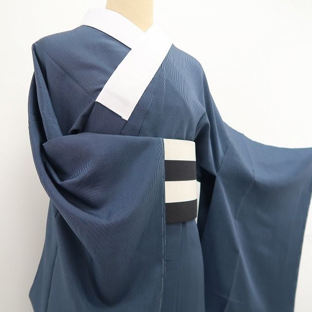 【新品・長襦袢】縦縞 着物 正絹 仕付け糸付 tomihisa”端正な縦縞で装いを整えて”9611