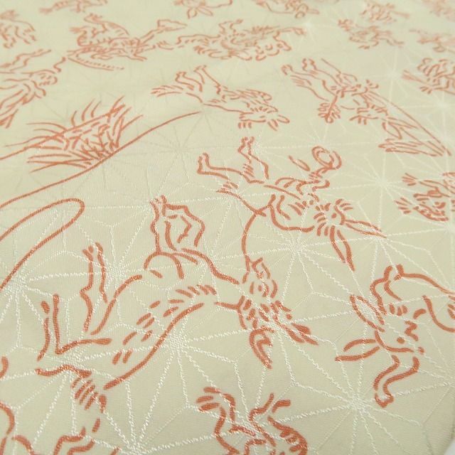 【美品・長襦袢】鳥獣戯画 洗える着物 tomihisa”やさしい彩りに宿る鳥獣戯画の遊び心”9612