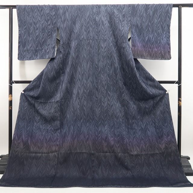 【新品・付下げ】更紗 お召 着物 正絹 仕付け糸付 tomihisa”多彩色で魅せるお洒落自慢の更紗”9615