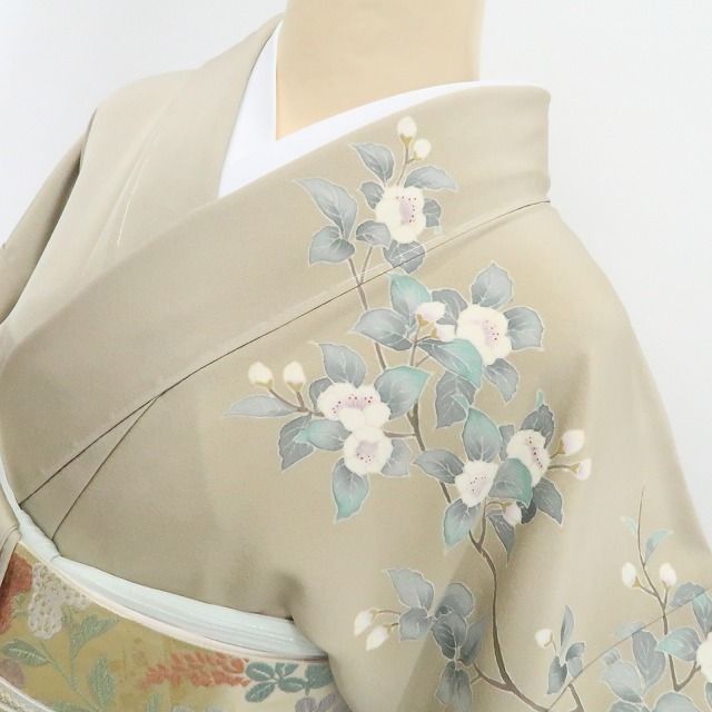 【新品・訪問着】本加賀友禅 田中勲 落款 着物 正絹 仕付け糸付 tomihisa”やわらかな自然美をまとう晴れの日の装い”9617