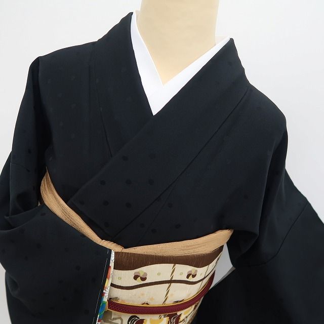 【新品・小紋】BANKAN モノトーン ドット 水玉 洗える着物 トールサイズ tomihisa”モノトーンに忍ばせたカラフルな洒落心”9619