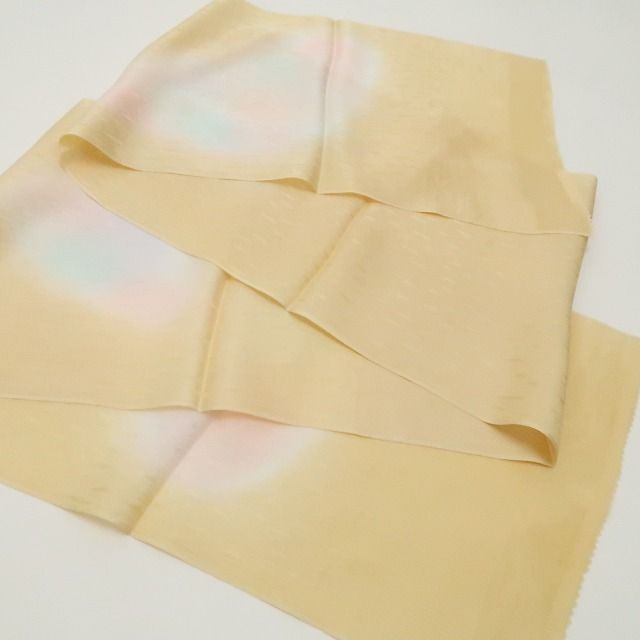 【美品・帯揚げ】暈し 着物 正絹 和装小物 tomihisa”装いを照らすやわらかな光”9633