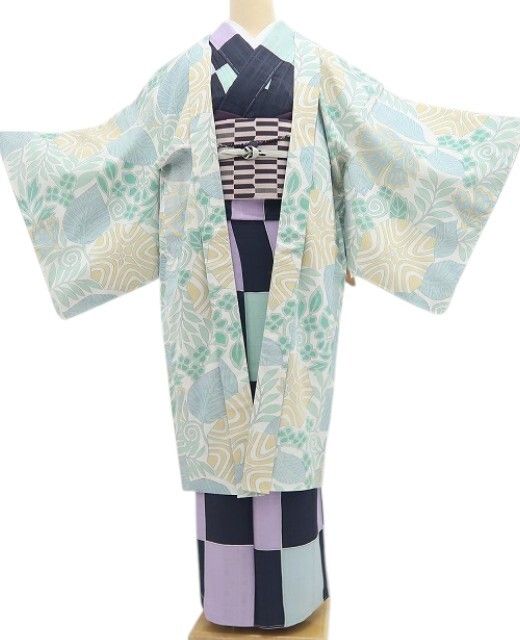 【新品・長羽織】吹上美布 着物 仕付け糸付 ロング丈 tomihisa”パステルカラーで楽しむ爽やかボタニカル”9636