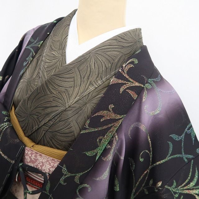 【新品・長羽織】GOTOSTRINGWORKS ㈱一蔵謹製 着物 正絹 仕付け糸付 ロング丈 紐付 tomihisa”唐草を遊ばせてエレガントに装う”9637