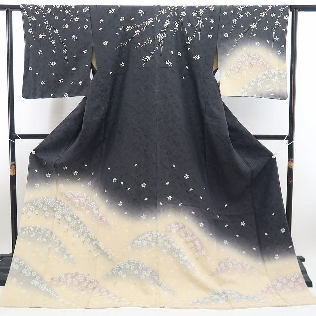 【新品・訪問着】さが美謹製 桜 着物 正絹 仕付け糸付 tomihisa”可憐な桜をシックな色合いで楽しむ”9640