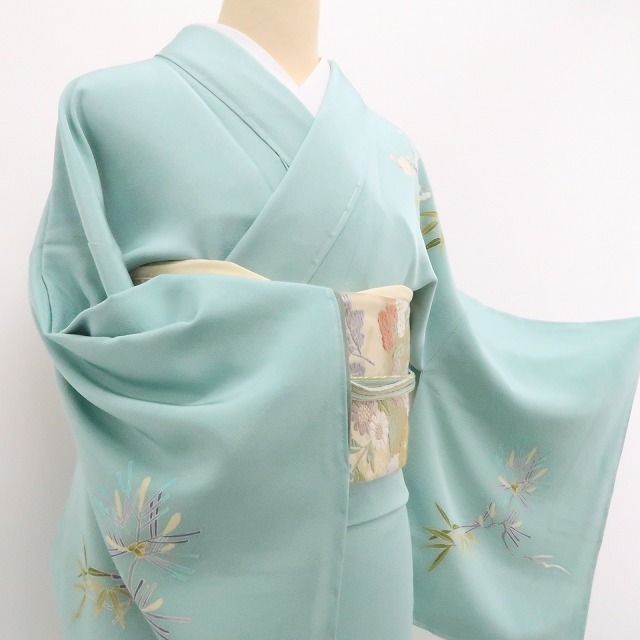 【新品・訪問着】本加賀友禅 稲手明仁 落款 着物 正絹 仕付け糸付 トールサイズ tomihisa“香りほのかに色を挿し人の心に染め出づる”9646