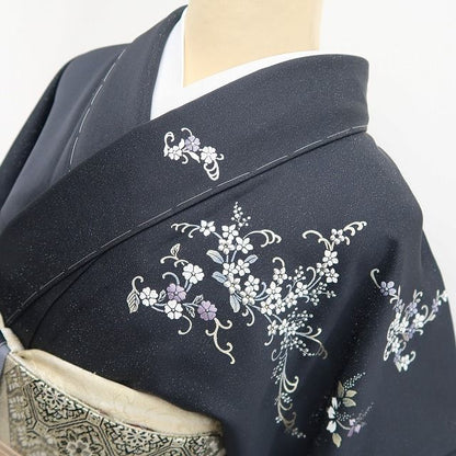 【新品・訪問着】金彩友禅 和田光正 落款 銀通し 着物 正絹 仕付け糸付 トールサイズ tomihisa”時を紡ぎ未来を照らす光彩の軌跡”9648