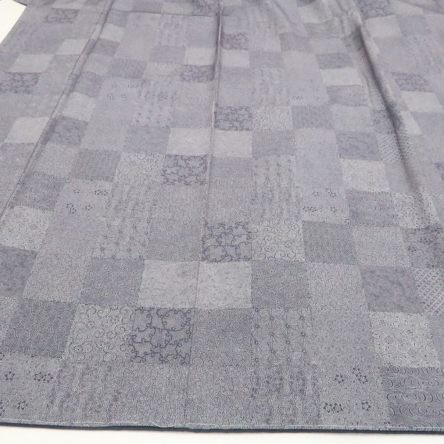 【新品・江戸小紋】寄せ柄 着物 正絹 仕付け糸付 tomihisa”近づくほどに楽しい寄せ柄の遊び心”9663